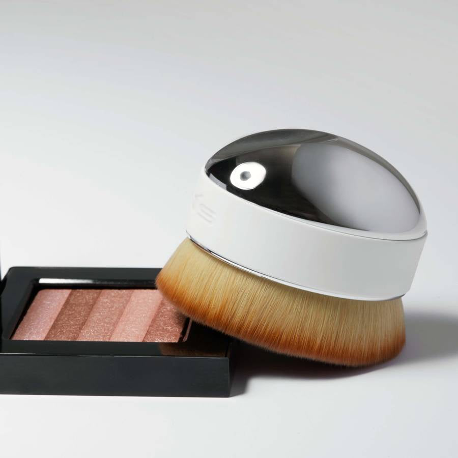 Elite Mirror Palm Brush