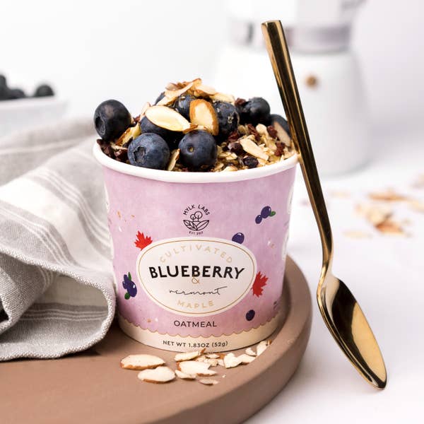 Cultivated Blueberry & Vermont Maple Oatmeal Cup